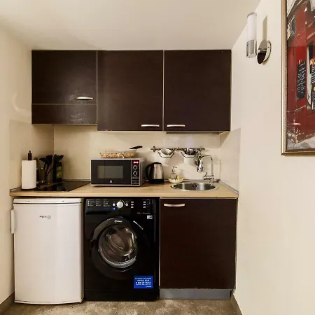 Elegant Old Escape 尼斯